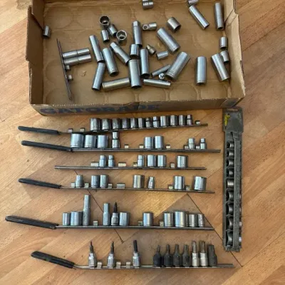 Sale Photo Thumbnail #3: Sockets 