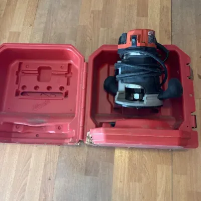 Sale Photo Thumbnail #12: Router 
