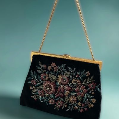 Sale Photo Thumbnail #249