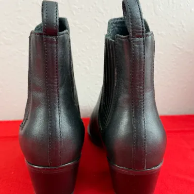 Sale Photo Thumbnail #826
