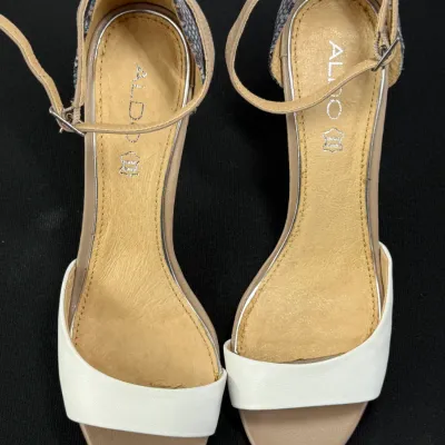 Sale Photo Thumbnail #838