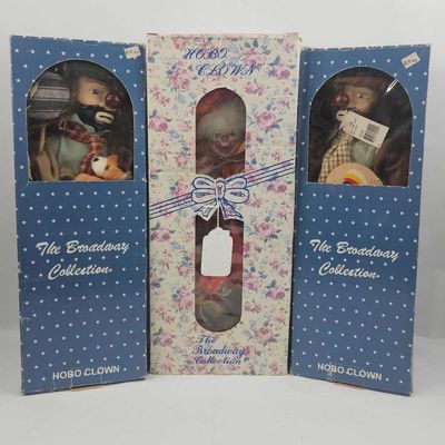 Sale Photo Thumbnail #503: Broadway Collection Porc. Clown Dolls