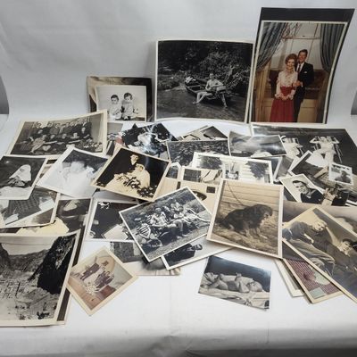Sale Photo Thumbnail #314: Signed Reagan Portrait & Photos