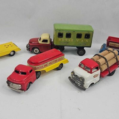 Sale Photo Thumbnail #228: Set Japanese Friction Tin Toy Trucks