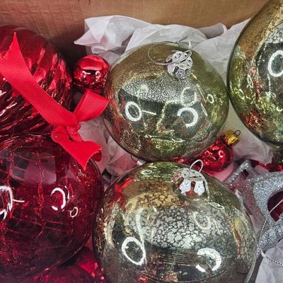 Sale Photo Thumbnail #154: Set Mercury Glass & Red Xmas Ornaments