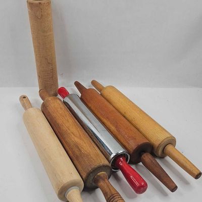 Sale Photo Thumbnail #32: Set Wood & Chrome Rolling Pins