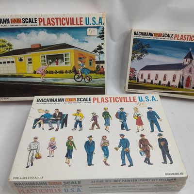 Sale Photo Thumbnail #338: Bachmann Plasticville Model Kits, Set 3