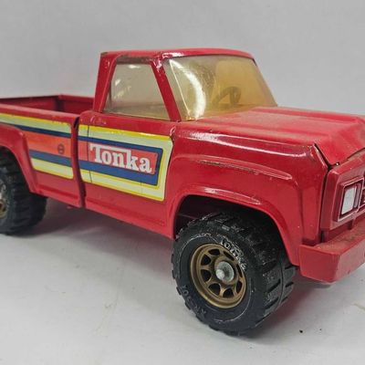 Sale Photo Thumbnail #120: Tonka Pressed Steel Pickup Truck