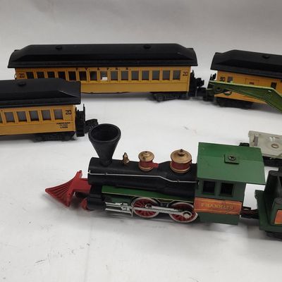 Sale Photo Thumbnail #335: American Flyer Frontier O-Gauge Trains
