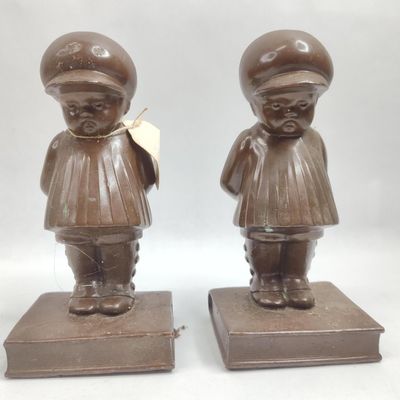 Sale Photo Thumbnail #394: Pair Jennings Bros Cast Metal Bookends