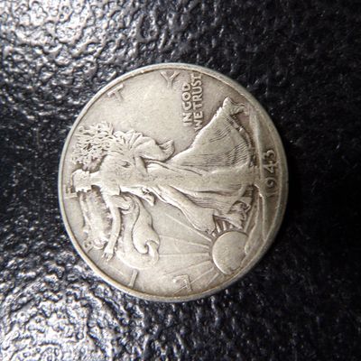 1943 WALKING LIBERTY SILVER HALF DOLLAR