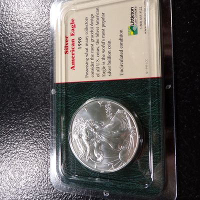 1998 AMERICAN SILVER EAGLE DOLLAR
