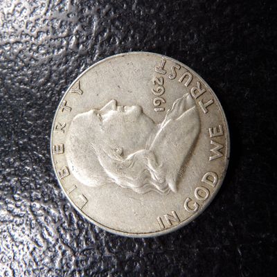 1962 FRANKLIN SILVER HALF DOLLAR