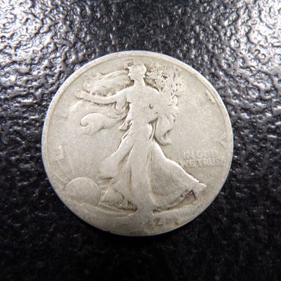 1934 WALKING LIBERTY SILVER HALF DOLLAR