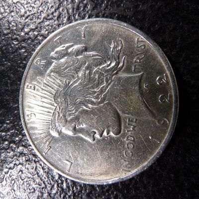 1922 PEACE SILVER DOLLAR