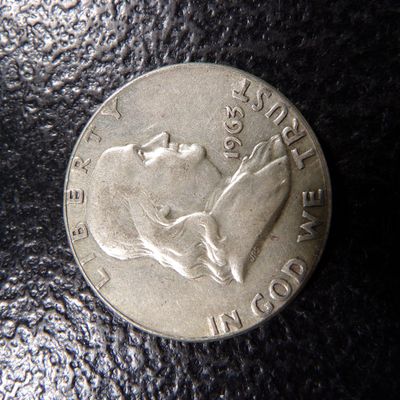 1963 FRANKLIN SILVER HALF DOLLAR