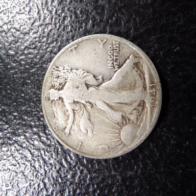 1941-D WALKING LIBERTY SILVER HALF DOLLAR