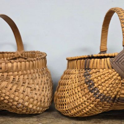 Sale Photo Thumbnail #107: Pair of Southern Buttocks Egg Basket Lot of 2