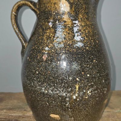 Sale Photo Thumbnail #113: Early Crawford Co 1 Gallon Pitcher