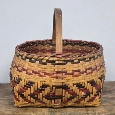 Sale Photo Thumbnail #20: Cherokee Native American Blood Dyed Basket