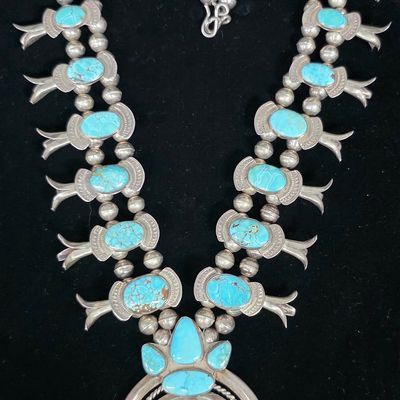 Sale Photo Thumbnail #27: Early Navajo Turquosie Squashblossom Necklace