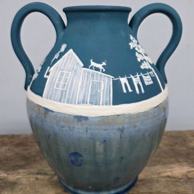 Sale Photo Thumbnail #276: Pisgah Forest-Rodney Leftwich Cameo Vase
