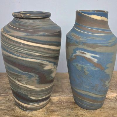 Sale Photo Thumbnail #8: Niloak Swirl Pottery Vase Lot of 2