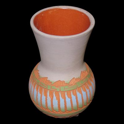 Sale Photo Thumbnail #373: 3 3/4" Navajo Hand-Etched Jar / Vase, Signed, Southwestern Pottery