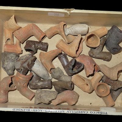 Sale Photo Thumbnail #218: Old Cigar Box Full of Historic Trade Pipes with Damage, St. Louis Area, Found by Ronald Knowles