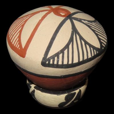 Sale Photo Thumbnail #342: Pair of Native American Southwestern Miniature Pueblo Pottery Bowls
