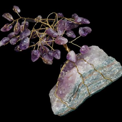 Sale Photo Thumbnail #649: Amethyst Stone Tree Decoration / Décor