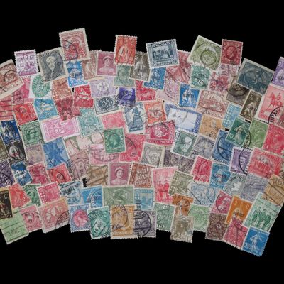 Sale Photo Thumbnail #594: Lot of 110+ Vintage Stamps