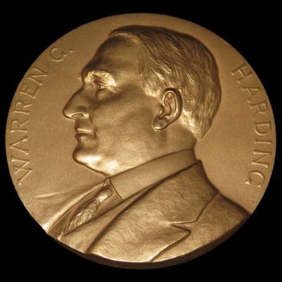 Sale Photo Thumbnail #505: 3" Vintage Warren G. Harding Indian Peace Medal