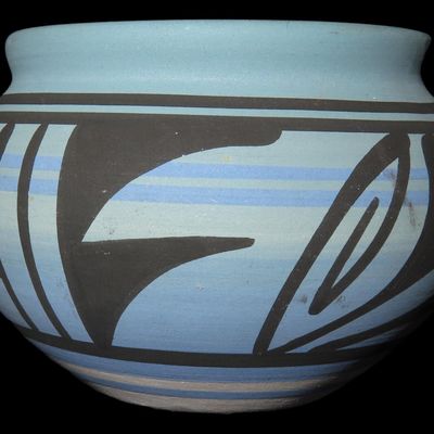Sale Photo Thumbnail #224: 3 1/2" Navajo Hand-Painted Jar / Vase, Signed, Southwestern Pottery