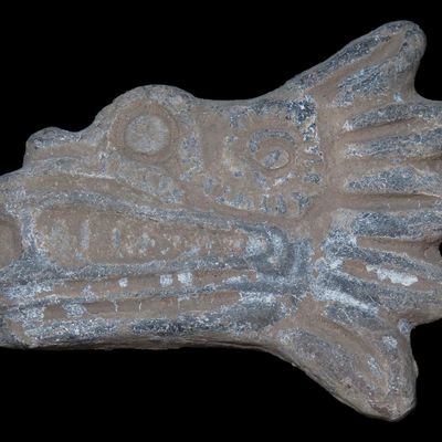 Sale Photo Thumbnail #146: 2 1/2" Pre-Columbian Jaguar / Animal Effigy Pottery Head