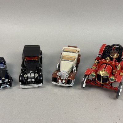Sale Photo Thumbnail #296: Anso and Matchbox Die-Cast Automobiles