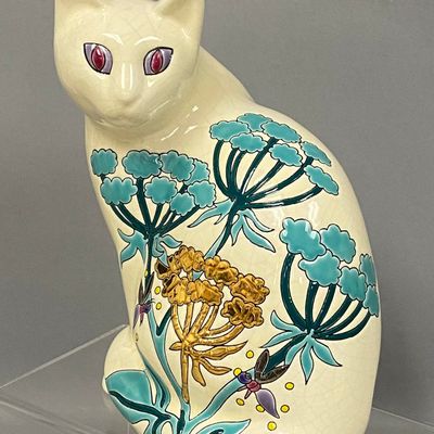 Sale Photo Thumbnail #174: Longwy Faience Nancy Pattern Cat