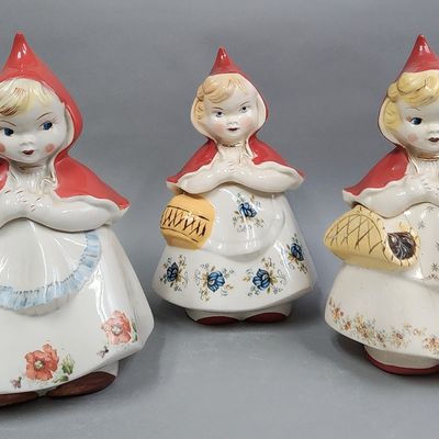 Sale Photo Thumbnail #473: Hull Little Red Riding Hood Cookie Jars