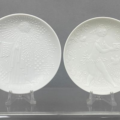 Sale Photo Thumbnail #114: Rosenthal Porcelain Magic Flute Pin Dishes