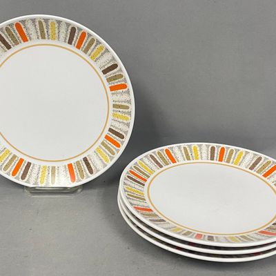 Sale Photo Thumbnail #424: Noritake Progression Mardi Gras China Plates