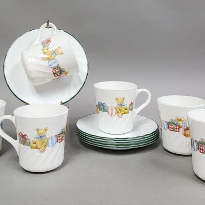 Sale Photo Thumbnail #401: Corelle Holiday Magic Mugs & Saucers