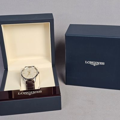Sale Photo Thumbnail #10: Longines Flagship Heritage Wristwatch