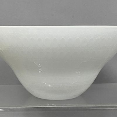 Sale Photo Thumbnail #132: Rosenthal Romanze Porcelain Serving Bowl