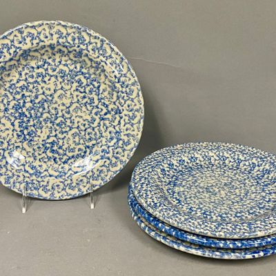 Sale Photo Thumbnail #370: Gerald Henn Roseville Spongeware Plates