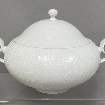 Sale Photo Thumbnail #131: Rosenthal Romance Porcelain Covered Tureen