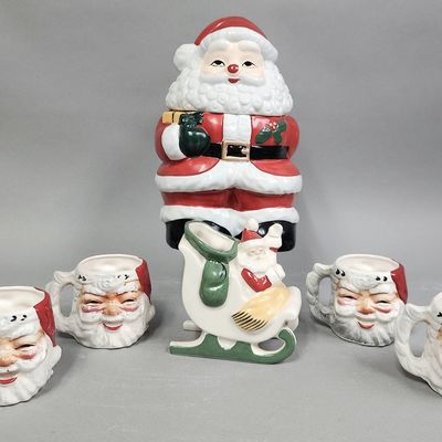 Sale Photo Thumbnail #472: Ceramic Christmas Santas
