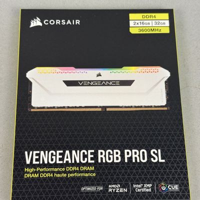 Sale Photo Thumbnail #327: Corsair Vengeance 32GB DDR4 Memory Kit