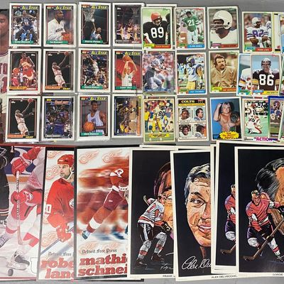 Sale Photo Thumbnail #358: Mixed Sports Trading Card Assortment