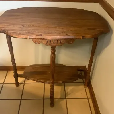 Vintage Wooden Accent Table with Lower Shelf & Turned Legs