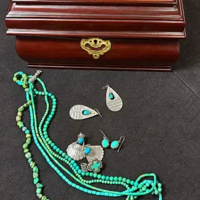 Turquoise-Style Beaded Jewelry Collection with Earrings, Pendants & Wooden Jewelry Box